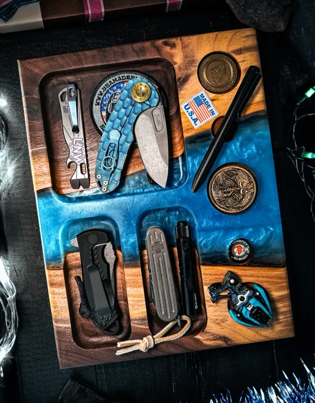 Walnut and blue resin Showcase Tray with coins and a teal knife